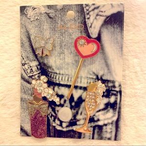 4 unique pins from Aldo